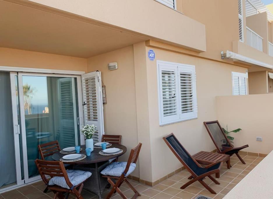 Apartamento Con Vistas Al Mar El Poris 포리스 데 아보나 외부 사진