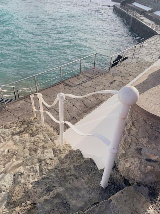 Apartamento Con Vistas Al Mar El Poris 포리스 데 아보나 외부 사진